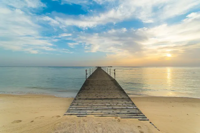 Brygga vid kusten i Marsa Alam
